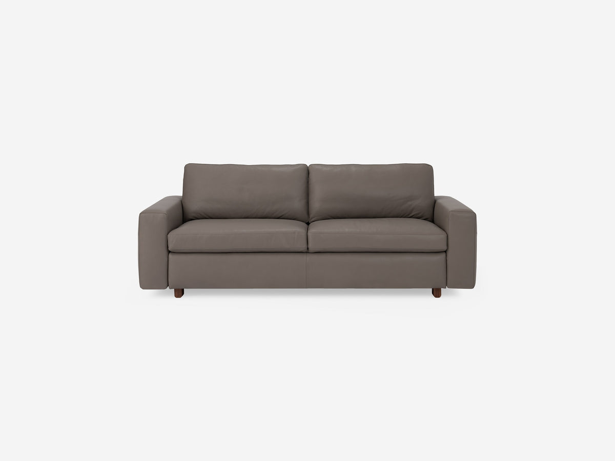 Suave Chrome with Walnut legs - Standard arms