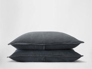 Silk & Snow Flax Sham Set – Standard / Flint Black