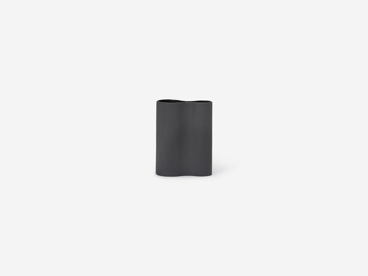 The Organic Vase – Black